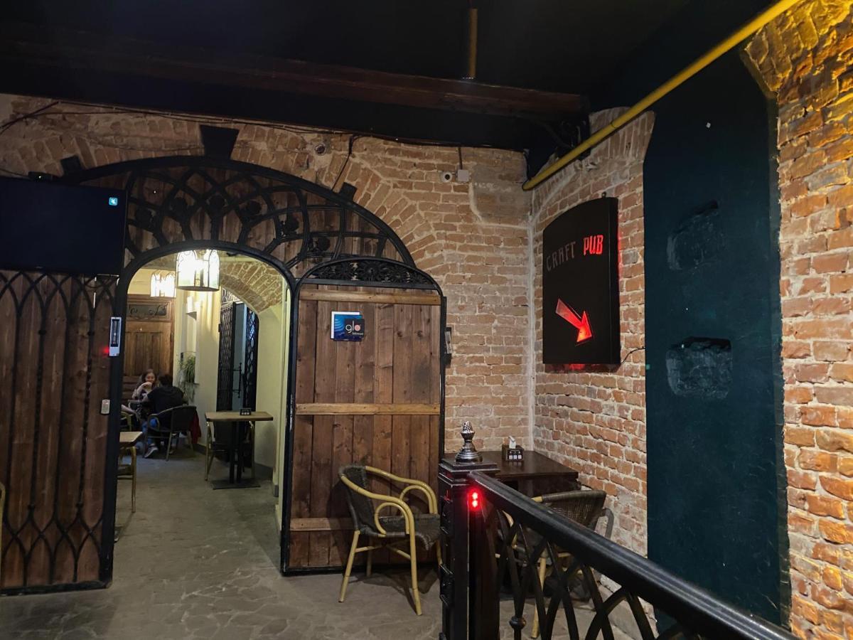 на вулиці лесі українки 19 Apartment