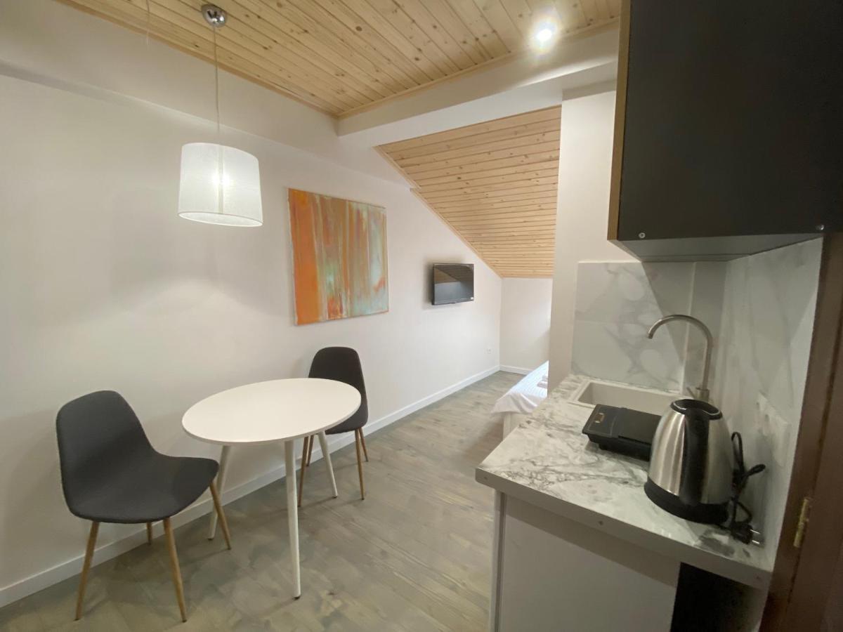 на вулиці лесі українки 19 Apartment *