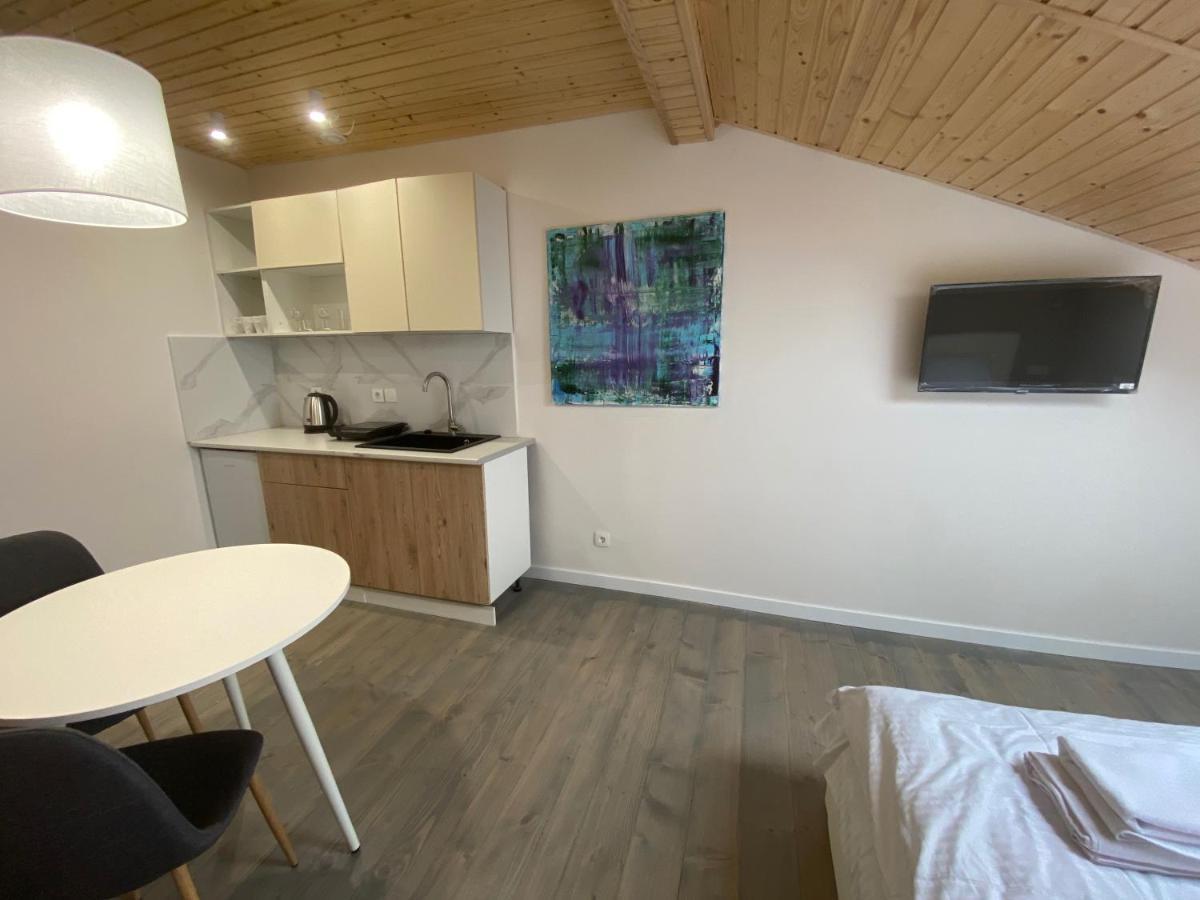 на вулиці лесі українки 19 Apartment